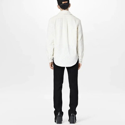 LOUIS VUITTON FW22 Baju Lengan Panjang Putih Corak Logo Halus. 1AAGIP Shop LOUIS VUITTON FW22 Baju Lengan Panjang Putih Corak Logo Halus. 1AAGIP