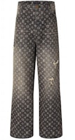 LOUIS VUITTON FW22 All-Over Logo Loose Fit Denim Jeans 1AAGPQ LOUIS VUITTON FW22 All-Over Logo Loose Fit Denim Jeans 1AAGPQ