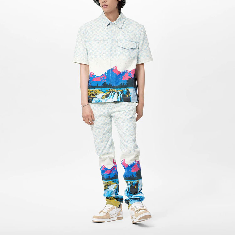 Lookbook ルイヴィトン FW22 アルファベットランドスケーププリント 白 デニム半袖シャツ メンズ 1AA5C2