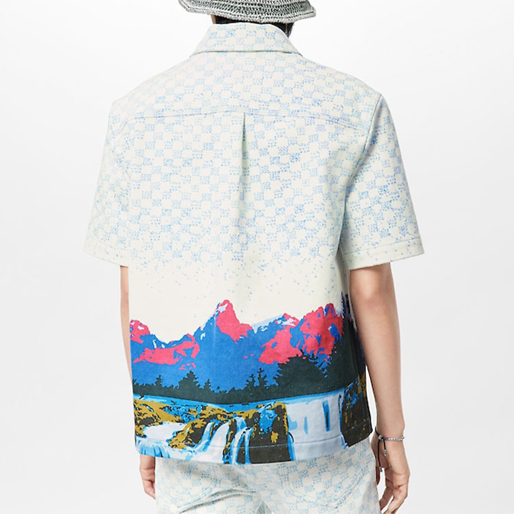 Shop ルイヴィトン FW22 アルファベットランドスケーププリント 白 デニム半袖シャツ メンズ 1AA5C2