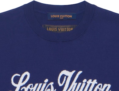 LOUIS VUITTON FW22 Kaos Crewneck Motif Alphabet Biru 1AA4XM Details for LOUIS VUITTON FW22 Kaos Crewneck Motif Alphabet Biru 1AA4XM