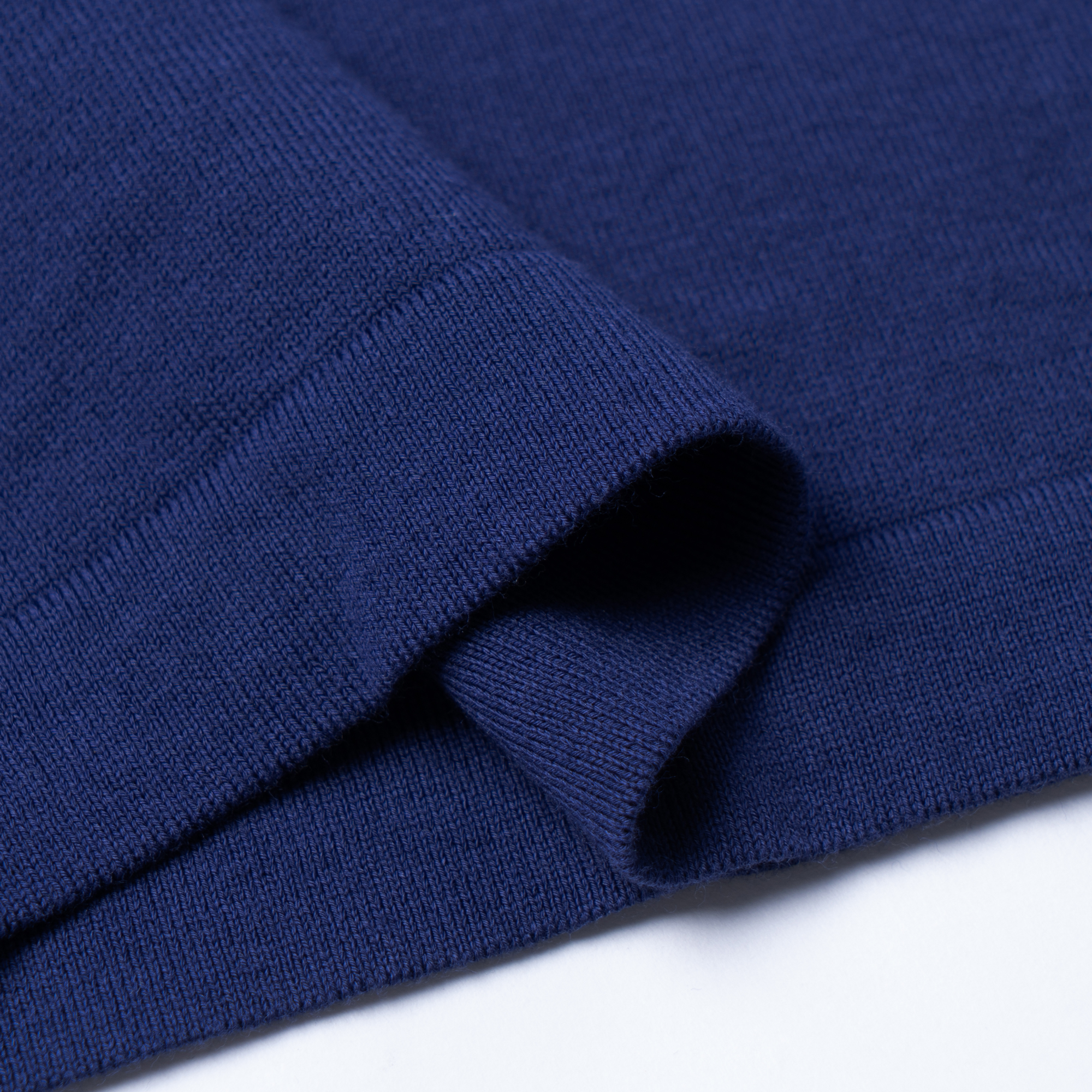 Cheap LOUIS VUITTON FW22 Kaos Crewneck Motif Alphabet Biru 1AA4XM