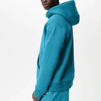 Cheap LOUIS VUITTON FW22 Blue Letter Logo Embroidered Long-Sleeve Sweatshirt Men. 1AA4YC