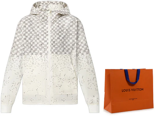 LOUIS VUITTON FW22 格紋圓點風衣外套 米色 1AA531 Lookbook LOUIS VUITTON FW22 格紋圓點風衣外套 米色 1AA531