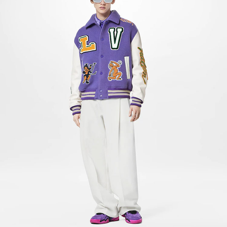Lookbook Chaqueta Varsity de Cuero LOUIS VUITTON FW22 Colorblock Cartoon Patch Morado Blanco 1AAHH5