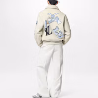 Shop 路易威登 FW22 白色彩色拼接卡通貼飾皮革棒球外套 男款 1AAHHG