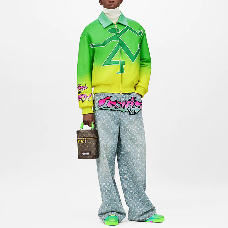 LOUIS VUITTON FW22 Gradient Logo Green Pilot Jacket  Outerwear. 1A9UJ2 圖 3