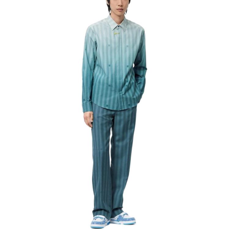 Lookbook ルイヴィトン FW22 グラデーションストライプ 長袖シャツ ブルー メンズウェア 1AA4W8