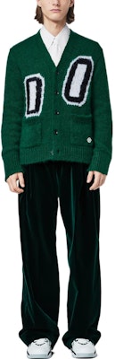 LOUIS VUITTON FW22 Sweater Rajut Hijau Mohair Alphabet Long Fit. 1AAGNC Shop LOUIS VUITTON FW22 Sweater Rajut Hijau Mohair Alphabet Long Fit. 1AAGNC