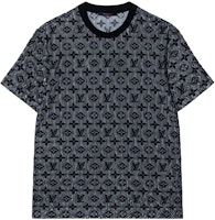 LOUIS VUITTON FW22 Grey Logo Printed Loose Fit Crewneck T-Shirt 1AAGM6 LOUIS VUITTON FW22 Grey Logo Printed Loose Fit Crewneck T-Shirt 1AAGM6
