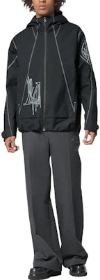 LOUIS VUITTON FW22 Logo Print Loose Fit Zip-Up Hoodie Jacket Men’s 1AATER Lookbook LOUIS VUITTON FW22 Logo Print Loose Fit Zip-Up Hoodie Jacket Men’s 1AATER