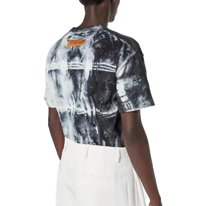 Purchase 루이비통 FW22 모노그램 프린트 캐주얼 티셔츠 블루 남성용. 1AAGQ8