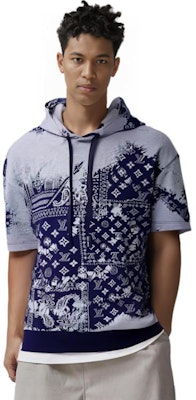 루이비통 FW22 패턴 프린트 오버사이즈 반팔 후디 블루 티셔츠 1AA5EF Sizing 루이비통 FW22 패턴 프린트 오버사이즈 반팔 후디 블루 티셔츠 1AA5EF