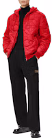 Shop 路易威登 FW22 男款紅色絎縫Monogram標誌拉鍊連帽外套 1A90HR