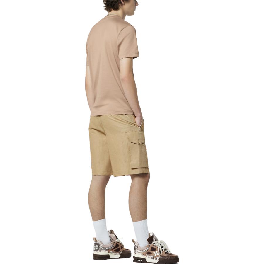 Shop 루이비통 FW23 베이지 카고 반바지 지퍼 포켓 1ABJIG