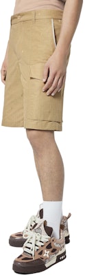 루이비통 FW23 베이지 카고 반바지 지퍼 포켓 1ABJIG Purchase 루이비통 FW23 베이지 카고 반바지 지퍼 포켓 1ABJIG