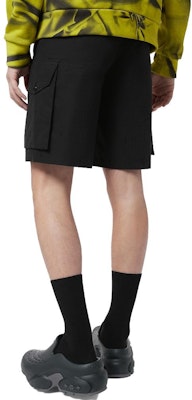 路易威登 FW23 黑色拉链口袋工装短裤 1ABJI8 Shop 路易威登 FW23 黑色拉链口袋工装短裤 1ABJI8