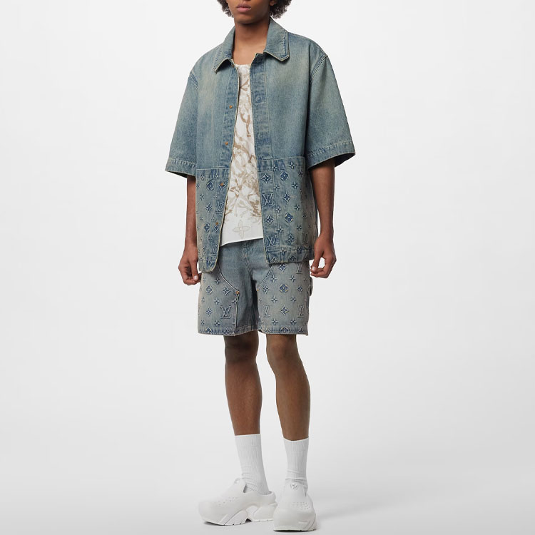 Lookbook 루이 비통 FW23 블루 로고 엠보싱 반팔 셔츠 1ABLDH