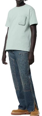 LOUIS VUITTON FW23 Green Solid Pocket Crewneck Casual T-Shirt. 1ABIXC Purchase LOUIS VUITTON FW23 Green Solid Pocket Crewneck Casual T-Shirt. 1ABIXC