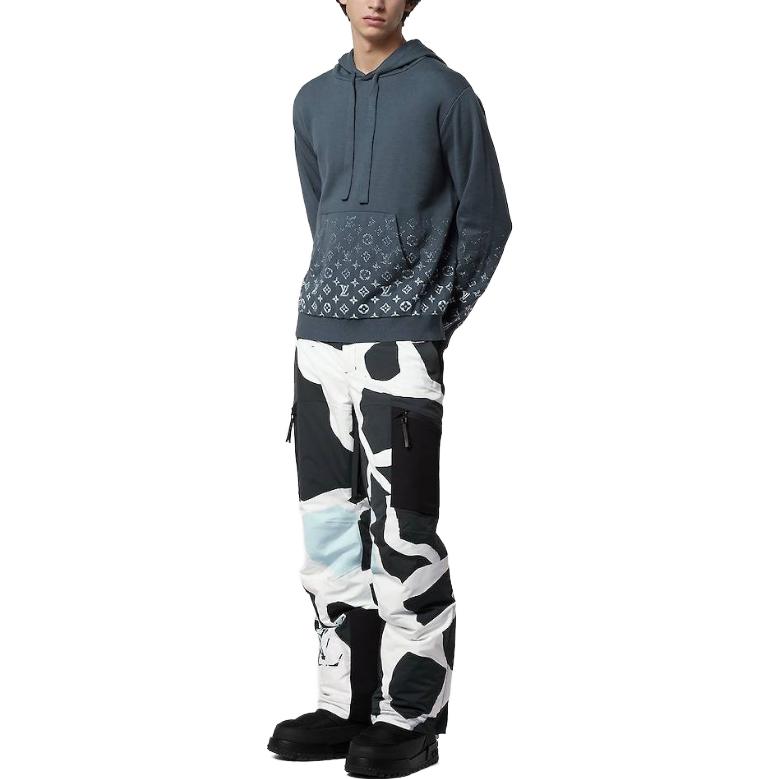 Lookbook 路易威登 FW23 灰色連帽衫 字母徽標印花款式 1AFAQ3