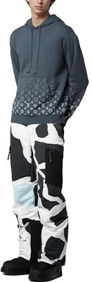 路易威登 FW23 灰色連帽衫 字母徽標印花款式 1AFAQ3 Lookbook 路易威登 FW23 灰色連帽衫 字母徽標印花款式 1AFAQ3