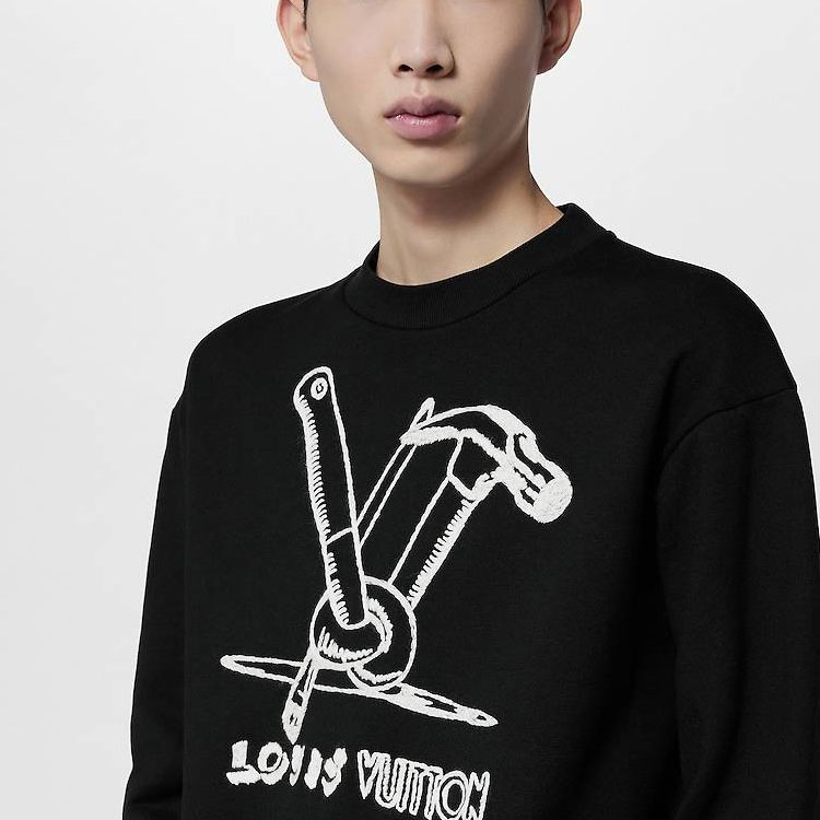 Sizing ルイヴィトン FW23 ロゴ刺繍 クルーネックスウェットシャツ ブラック 1ABY3L
