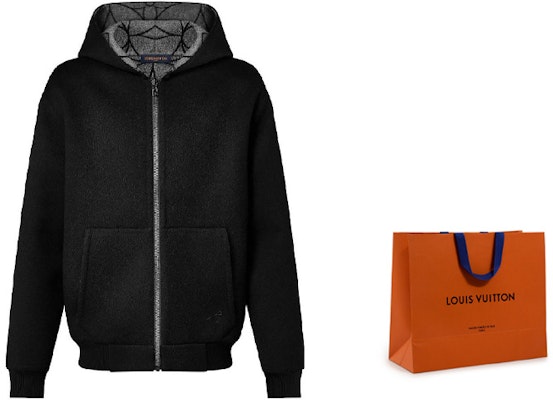 LOUIS VUITTON FW23 Reversible Hoodie with Ribbed Cuffs Black 1AFA90 Lookbook LOUIS VUITTON FW23 Reversible Hoodie with Ribbed Cuffs Black 1AFA90