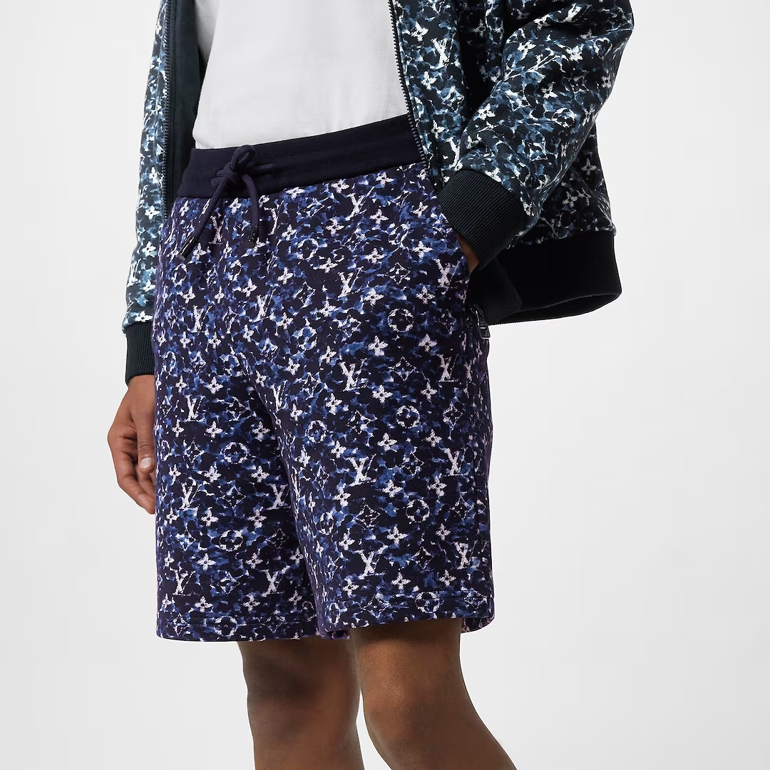 Purchase LOUIS VUITTON FW23 Seluar Pendek Drawstring Logo Warna Biru Lelaki. 1ABJ9H