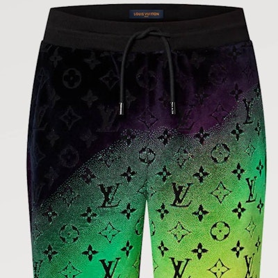 루이 비통 FW23 그라데이션 스트레이트핏 미드라이즈 캐주얼 팬츠 그린 남성용 1AFB76 Purchase 루이 비통 FW23 그라데이션 스트레이트핏 미드라이즈 캐주얼 팬츠 그린 남성용 1AFB76