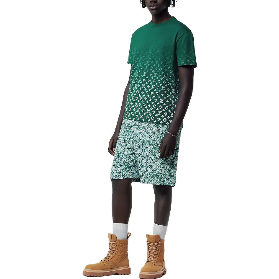 LOUIS VUITTON FW23 Green Logo Print Crewneck T-Shirt for Men. 1ABIX6 圖 5