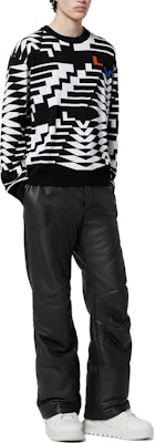 LOUIS VUITTON FW23 Logo Crewneck Oversized Knit Sweater Black 1AFAMV Lookbook LOUIS VUITTON FW23 Logo Crewneck Oversized Knit Sweater Black 1AFAMV