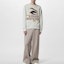 Lookbook LOUIS VUITTON FW23 Logo Crewneck Sweatshirt Hijau Muda Lelaki. 1ABYJU