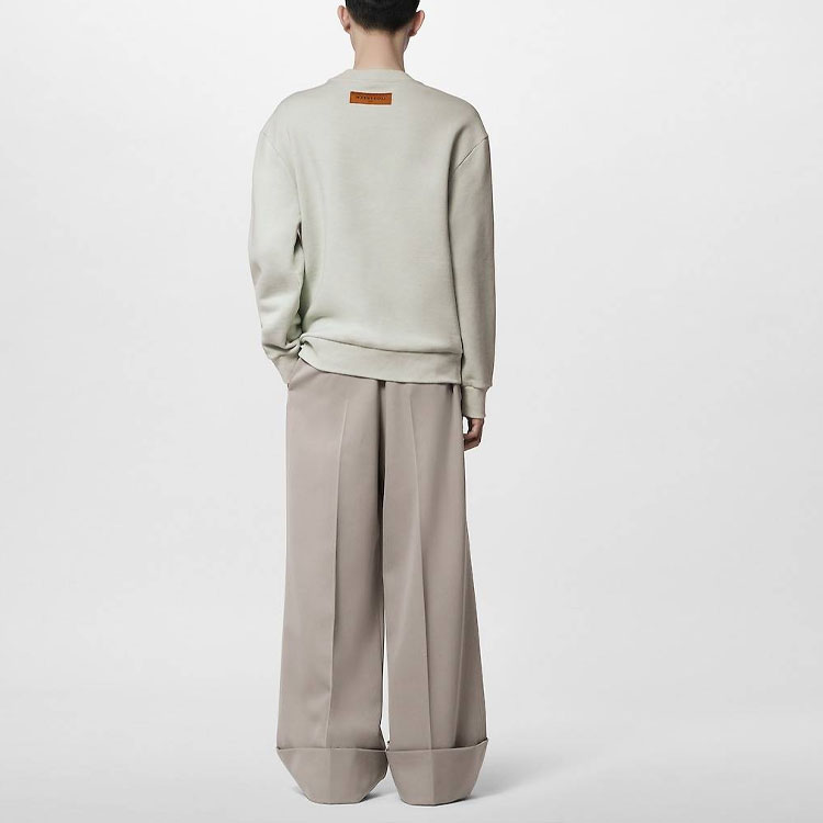 Purchase LOUIS VUITTON FW23 Logo Crewneck Sweatshirt Hijau Muda Lelaki. 1ABYJU