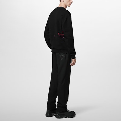 LOUIS VUITTON FW23 Sweater Rajut Logo Bordir Hitam Pria 1AFB69 Purchase LOUIS VUITTON FW23 Sweater Rajut Logo Bordir Hitam Pria 1AFB69