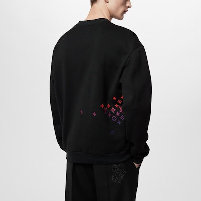 LOUIS VUITTON FW23 Sweater Rajut Logo Bordir Hitam Pria 1AFB69 Details for LOUIS VUITTON FW23 Sweater Rajut Logo Bordir Hitam Pria 1AFB69