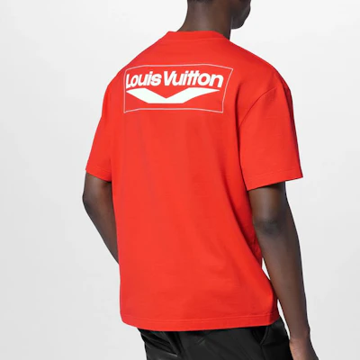 路易威登 FW23 橙色短袖圆领logo印花T恤 男款 1AFAZQ Purchase 路易威登 FW23 橙色短袖圆领logo印花T恤 男款 1AFAZQ