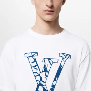 LOUIS VUITTON FW23 Kaos Pendek Logo Putih Edisi Terbatas 1AFANA Sizing LOUIS VUITTON FW23 Kaos Pendek Logo Putih Edisi Terbatas 1AFANA