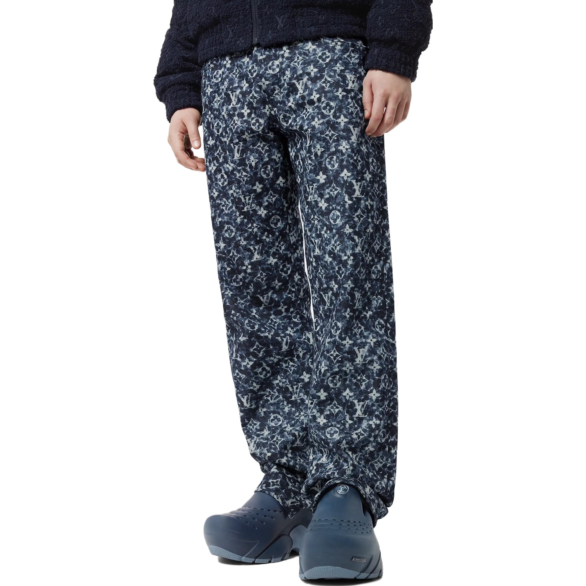 Shop LOUIS VUITTON FW23 Logo Print Split Hem Denim Jeans Blue . 1ABJMN