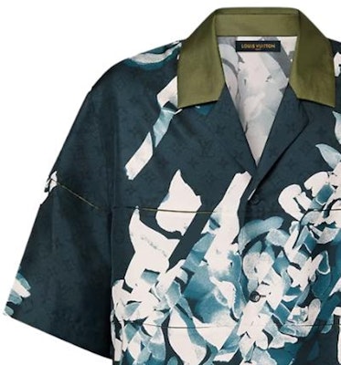 LOUIS VUITTON FW23 Pattern Print Short Sleeve Shirt Blue 1AFATU Details for LOUIS VUITTON FW23 Pattern Print Short Sleeve Shirt Blue 1AFATU