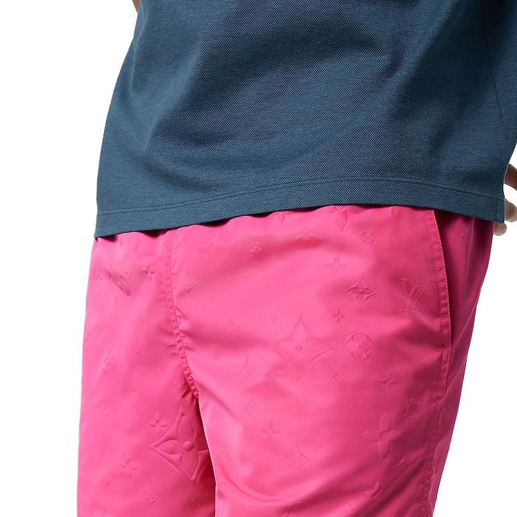 Details for LOUIS VUITTON FW23 Seluar Pendek Pantai Pink Monogram Longgar Embossed. 1ABJG9