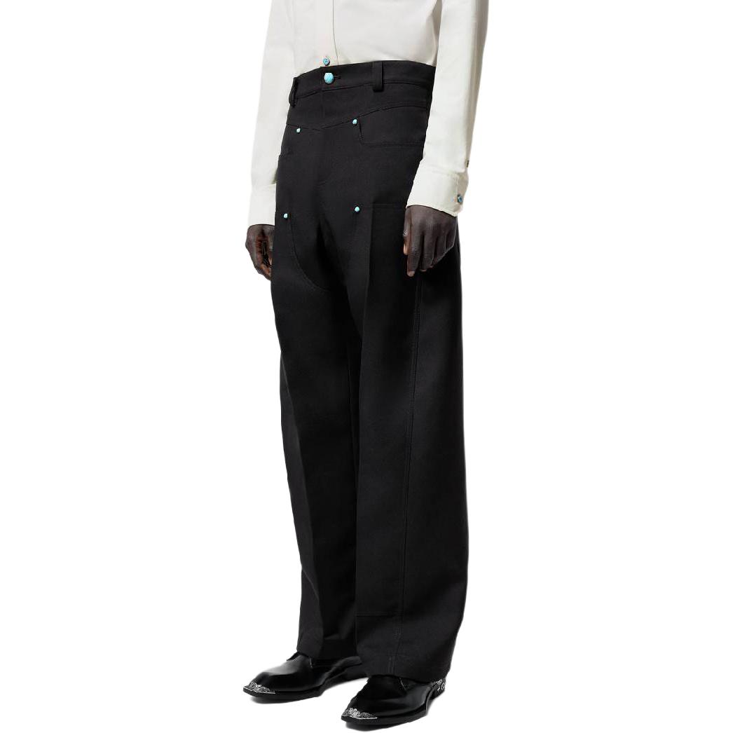 Details for Pantalones Cargo Negros LOUIS VUITTON FW24 con Cremalleras y Tachuelas. 1AFWR0