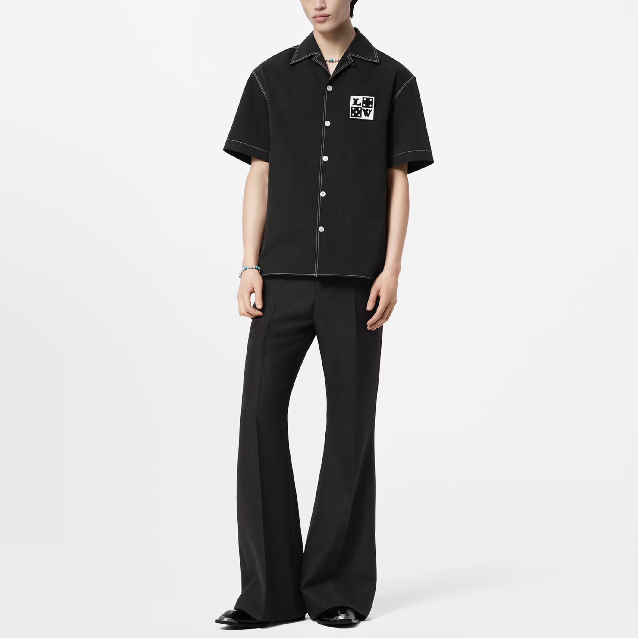 Lookbook LOUIS VUITTON FW24  Black Polo Shirt with Embroidered Letter Logo. 1AFWTU