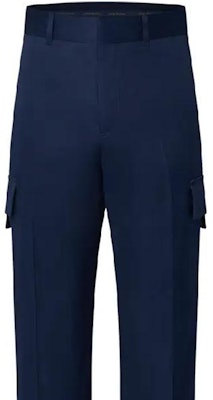 루이비통 FW24 네이비 블루 스트레이트 레그 카고팬츠 아메리카스컵. 1AFVQ7 Sizing 루이비통 FW24 네이비 블루 스트레이트 레그 카고팬츠 아메리카스컵. 1AFVQ7