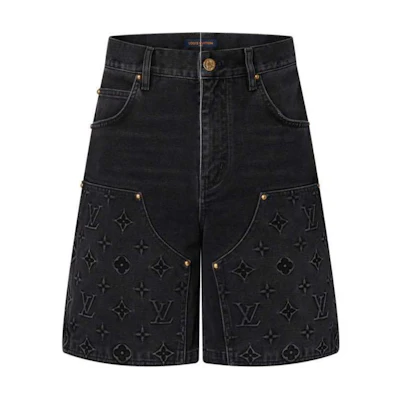 LOUIS VUITTON FW24 Logo Pattern Zip Pocket Denim Shorts Black Menswear. 1AFVAG