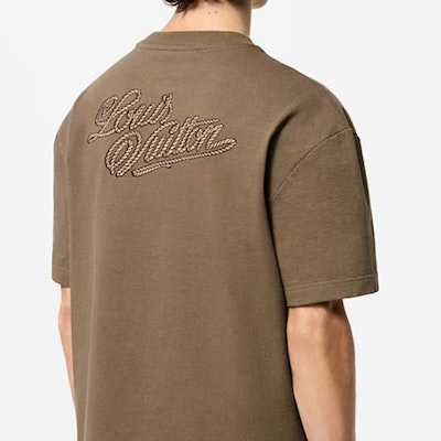 路易威登 FW24 刺繡Logo棕色圓領短袖男士T恤 1AFXP1 Purchase 路易威登 FW24 刺繡Logo棕色圓領短袖男士T恤 1AFXP1