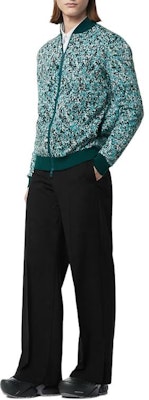 루이비통 그래픽 코튼 니트 풀짚 자켓 블루 아우터웨어. 1ABJ8R Lookbook 루이비통 그래픽 코튼 니트 풀짚 자켓 블루 아우터웨어. 1ABJ8R