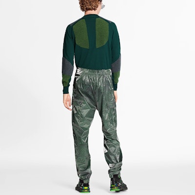 루이 비통 남성용 그린 니트 조거 팬츠 1A8HV Lookbook 루이 비통 남성용 그린 니트 조거 팬츠 1A8HV