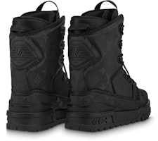 Louis Vuitton Sepatu Boot Salju Mid-Calf 'Hitam' 1AAS81 Order Louis Vuitton Sepatu Boot Salju Mid-Calf 'Hitam' 1AAS81