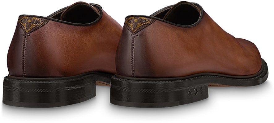 Louis Vuitton Sepatu Kulit Coklat Lilin Tali Klasik Pria 1AA6LX Shop Louis Vuitton Sepatu Kulit Coklat Lilin Tali Klasik Pria 1AA6LX