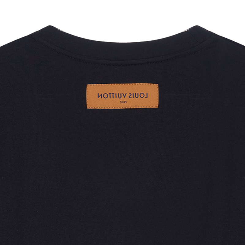 Details for Louis Vuitton Letter Logo Print Crewneck T-Shirt  Black 1AARPC